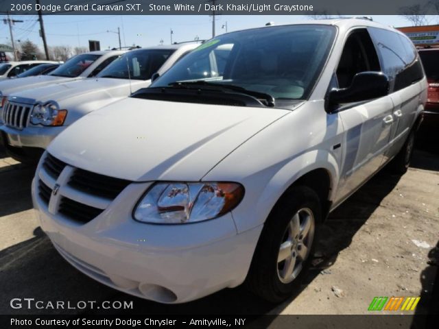 2006 Dodge Grand Caravan SXT in Stone White