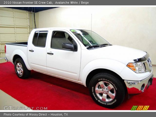 2010 Nissan Frontier SE Crew Cab in Avalanche White