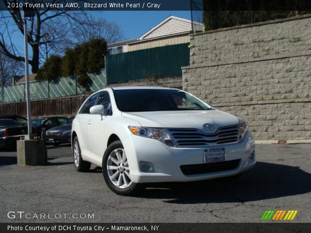 2010 Toyota Venza AWD in Blizzard White Pearl