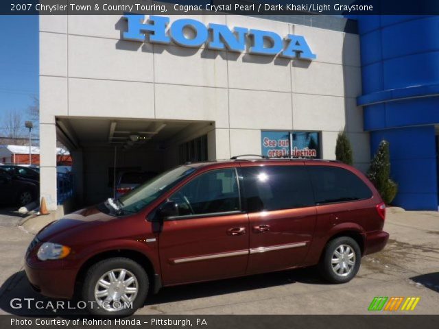 2007 Chrysler Town & Country Touring in Cognac Crystal Pearl