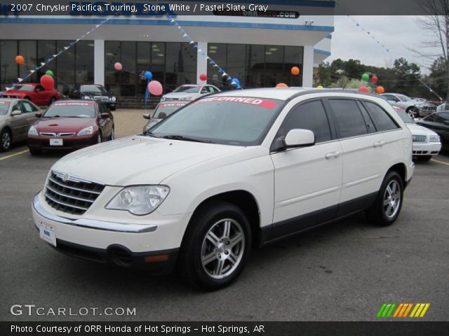 2007 Chrysler Pacifica Touring in Stone White
