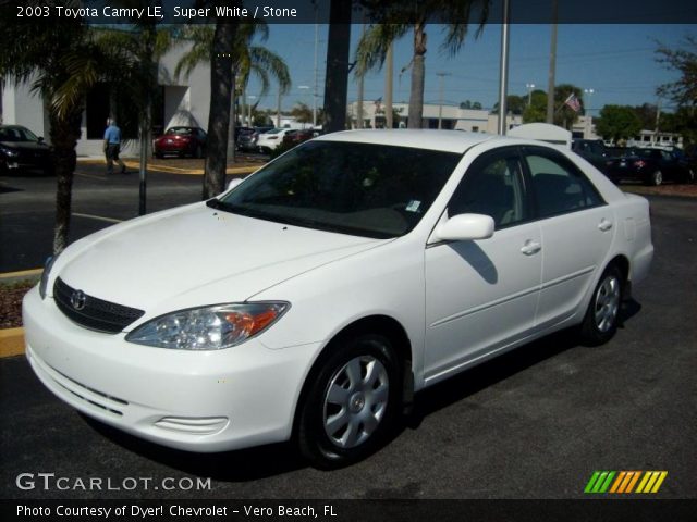2003 Toyota Camry LE in Super White