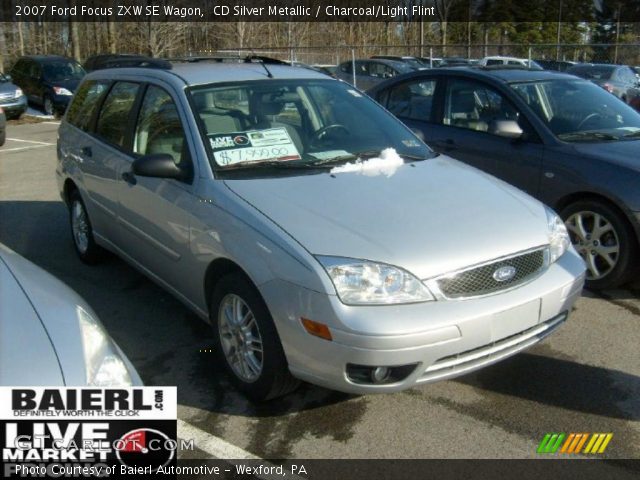 2007 Ford Focus ZXW SE Wagon in CD Silver Metallic
