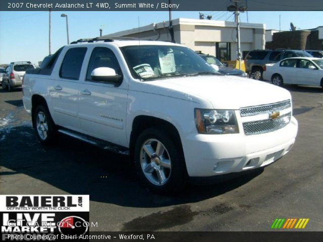 2007 Chevrolet Avalanche LT 4WD in Summit White