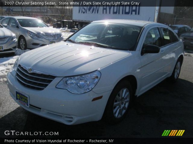 2007 Chrysler Sebring Sedan in Stone White