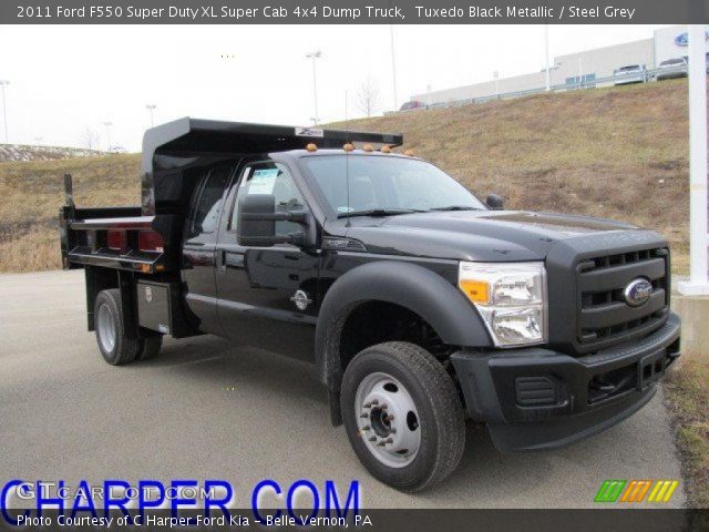 2011 Ford F550 Super Duty XL Super Cab 4x4 Dump Truck in Tuxedo Black Metallic