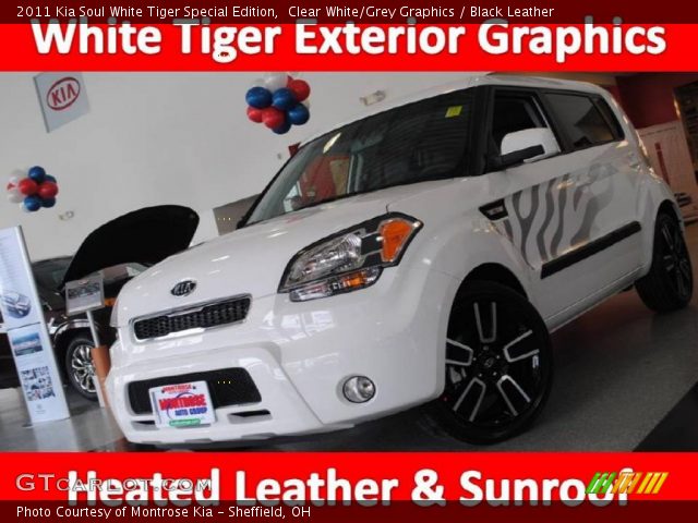 2011 Kia Soul White Tiger Special Edition in Clear White/Grey Graphics