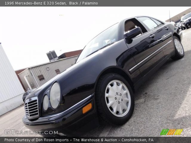 1996 Mercedes-Benz E 320 Sedan in Black