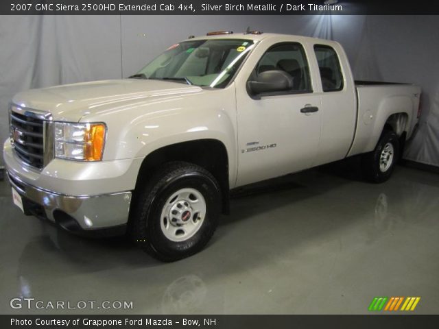 2007 GMC Sierra 2500HD Extended Cab 4x4 in Silver Birch Metallic