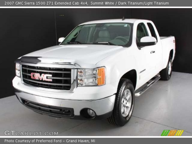 2007 GMC Sierra 1500 Z71 Extended Cab 4x4 in Summit White