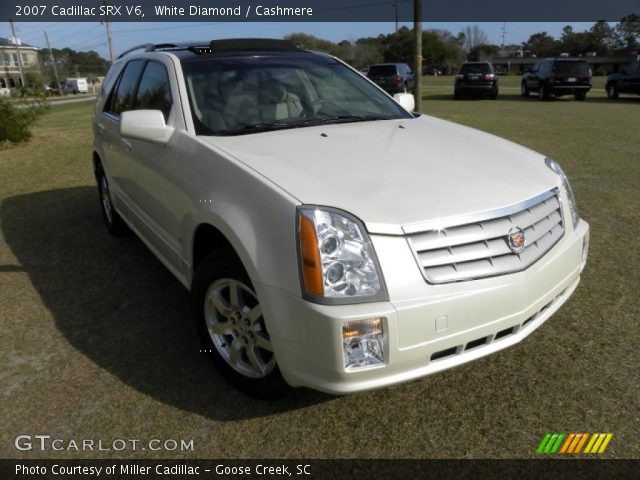 2007 Cadillac SRX V6 in White Diamond