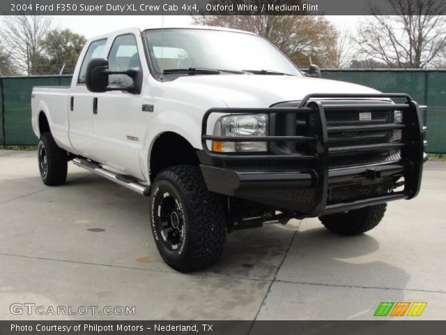 2004 Ford F350 Super Duty XL Crew Cab 4x4 in Oxford White