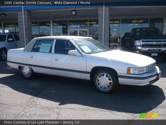 1995 Cadillac DeVille Concours in White Diamond