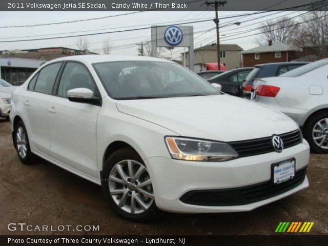 2011 Volkswagen Jetta SE Sedan in Candy White