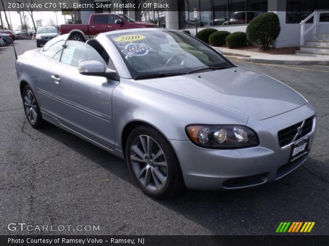 2010 Volvo C70 T5 in Electric Silver Metallic