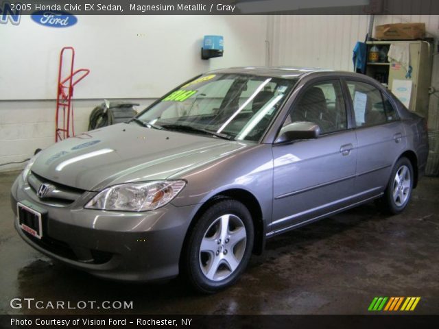 2005 Honda Civic EX Sedan in Magnesium Metallic