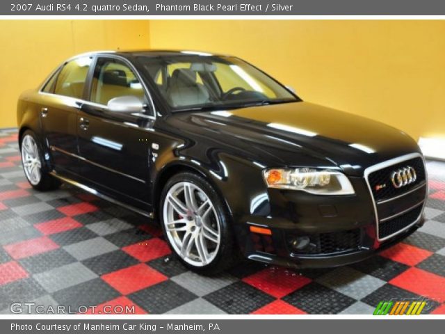 2007 Audi RS4 4.2 quattro Sedan in Phantom Black Pearl Effect