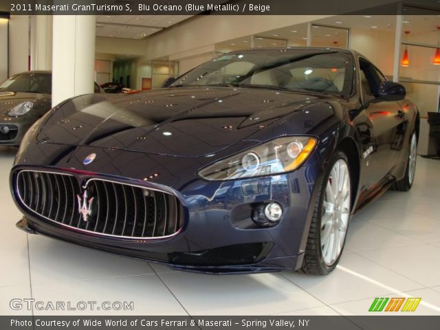 2011 Maserati GranTurismo S in Blu Oceano (Blue Metallic)