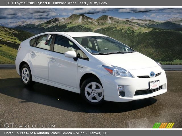 2011 Toyota Prius Hybrid II in Blizzard White Pearl