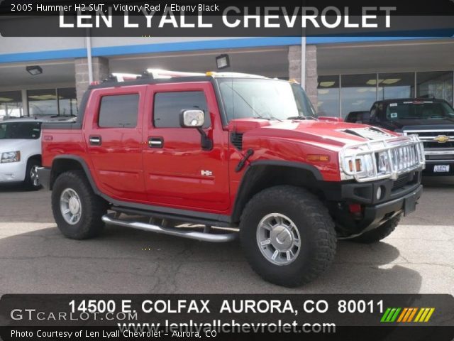 2005 Hummer H2 SUT in Victory Red