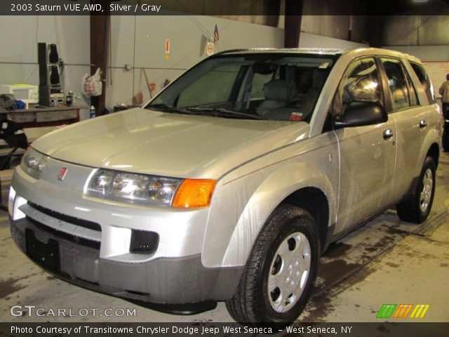 2003 Saturn VUE AWD in Silver