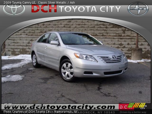 2009 Toyota Camry LE in Classic Silver Metallic