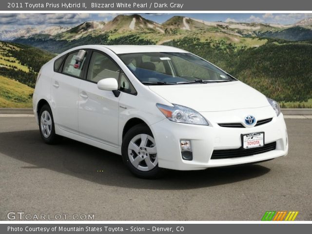 2011 Toyota Prius Hybrid II in Blizzard White Pearl