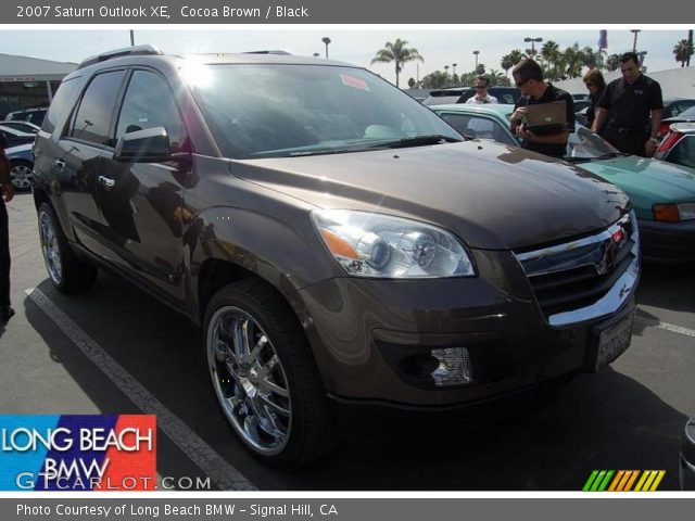 2007 Saturn Outlook XE in Cocoa Brown