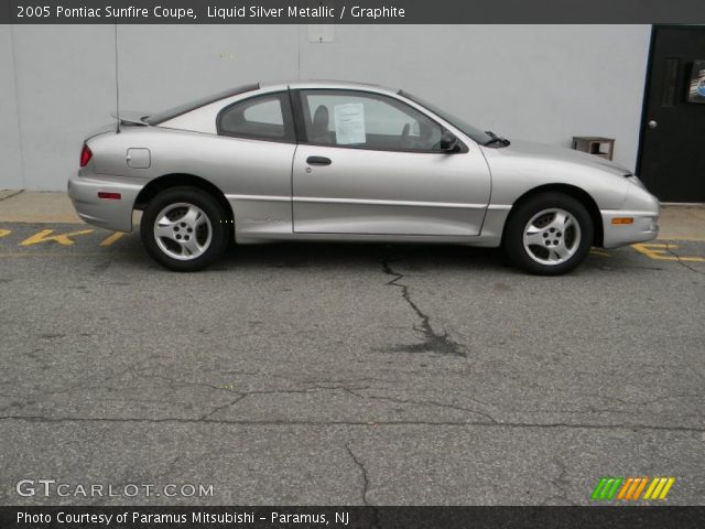 2005 Pontiac Sunfire Coupe in Liquid Silver Metallic