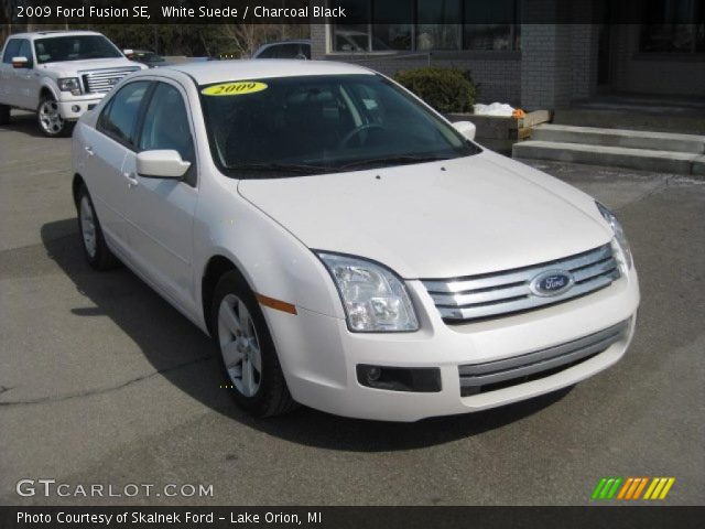 2009 Ford Fusion SE in White Suede