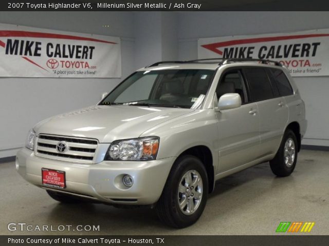 2007 Toyota Highlander V6 in Millenium Silver Metallic