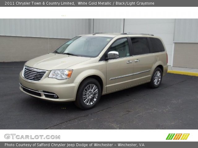 2011 Chrysler Town & Country Limited in White Gold Metallic