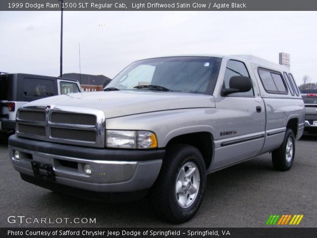 1999 Dodge Ram 1500 SLT Regular Cab in Light Driftwood Satin Glow