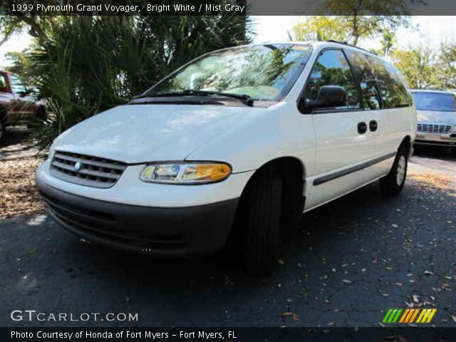 1999 Plymouth Grand Voyager  in Bright White
