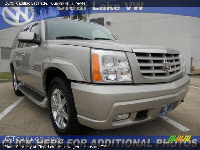 2005 Cadillac Escalade  in Quicksilver