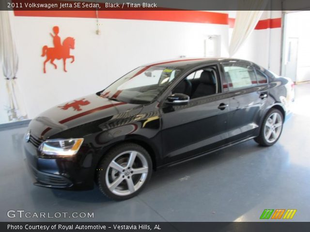 2011 Volkswagen Jetta SE Sedan in Black