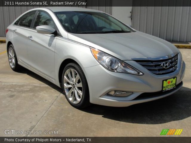 2011 Hyundai Sonata SE in Radiant Silver