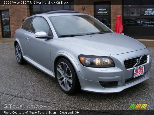 2009 Volvo C30 T5 in Silver Metallic