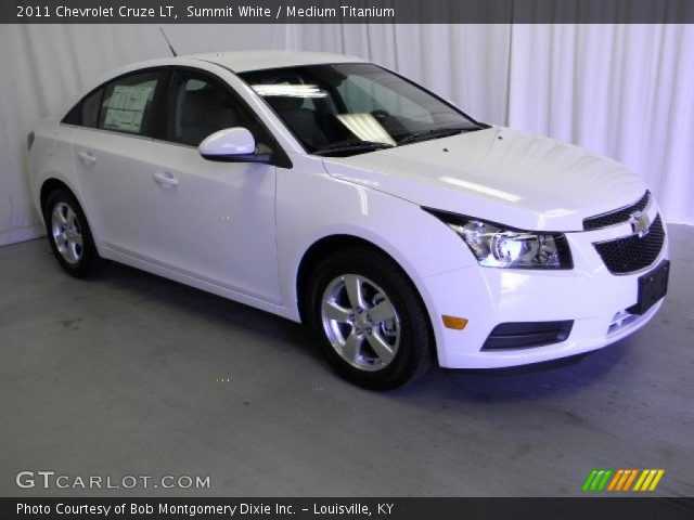 2011 Chevrolet Cruze LT in Summit White