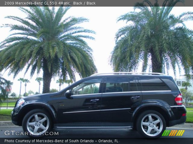 2009 Mercedes-Benz GL 550 4Matic in Black