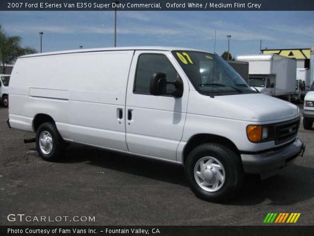 2007 Ford E Series Van E350 Super Duty Commercial in Oxford White