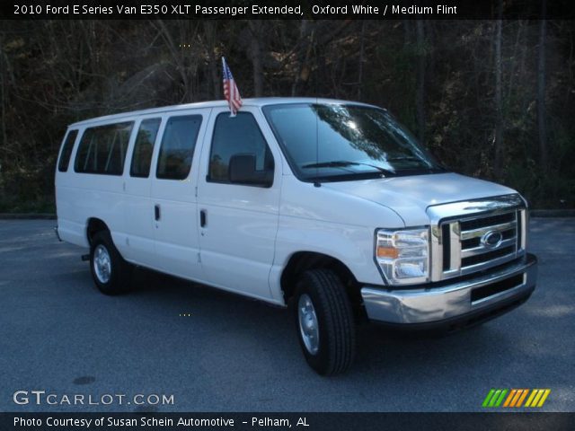 2010 Ford E Series Van E350 XLT Passenger Extended in Oxford White