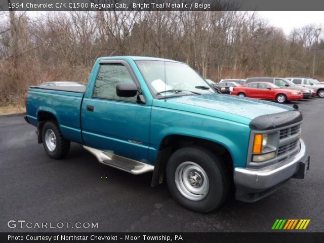 1994 Chevrolet C/K C1500 Regular Cab in Bright Teal Metallic