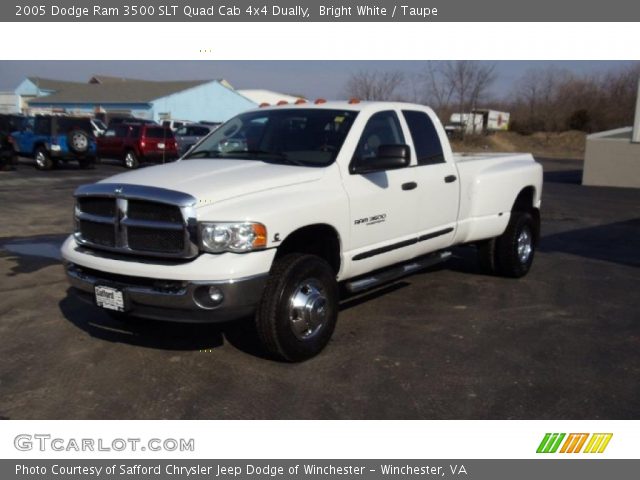 2005 Dodge Ram 3500 SLT Quad Cab 4x4 Dually in Bright White
