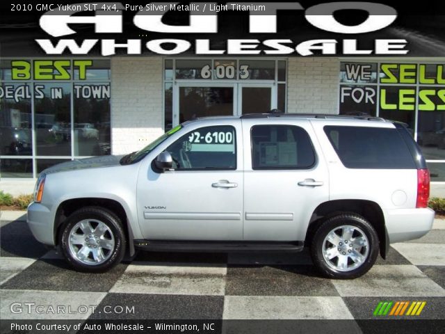 2010 GMC Yukon SLT 4x4 in Pure Silver Metallic