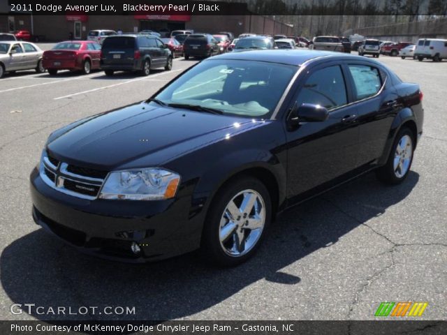 2011 Dodge Avenger Lux in Blackberry Pearl