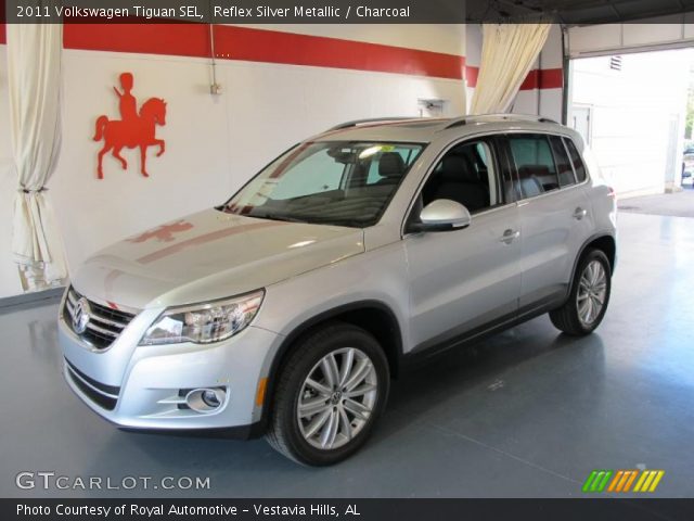 2011 Volkswagen Tiguan SEL in Reflex Silver Metallic
