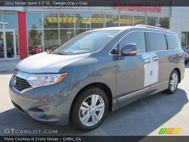 2011 Nissan Quest 3.5 LE in Twilight Gray