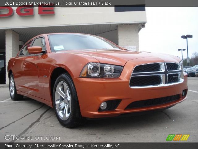 2011 Dodge Charger R/T Plus in Toxic Orange Pearl