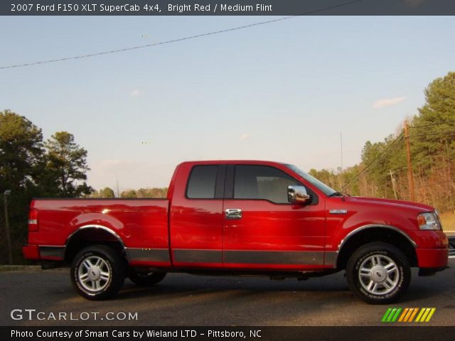 2007 Ford F150 XLT SuperCab 4x4 in Bright Red